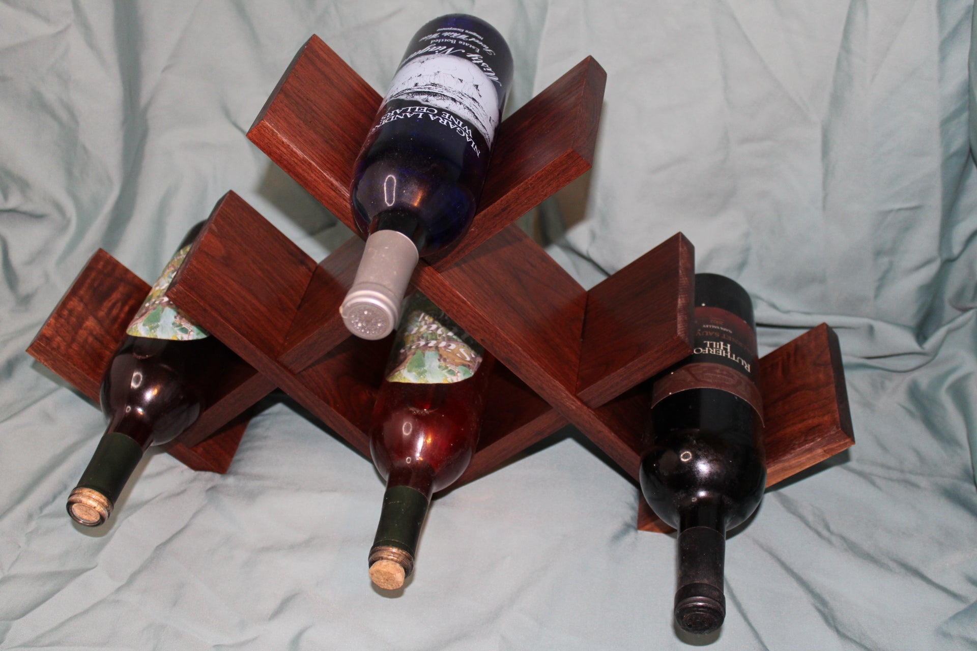 Wine rack for 6 bottles