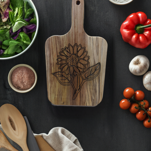 Cutting Board with engraved Sunflower for every kitchen